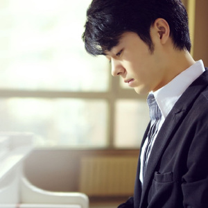 鉴定师在线观看免费网站
